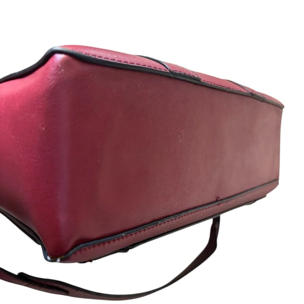 NEW Laptop Bag Estarer Burgundy Wine Faux Leather Gold Hardware Tote Bag NWOT